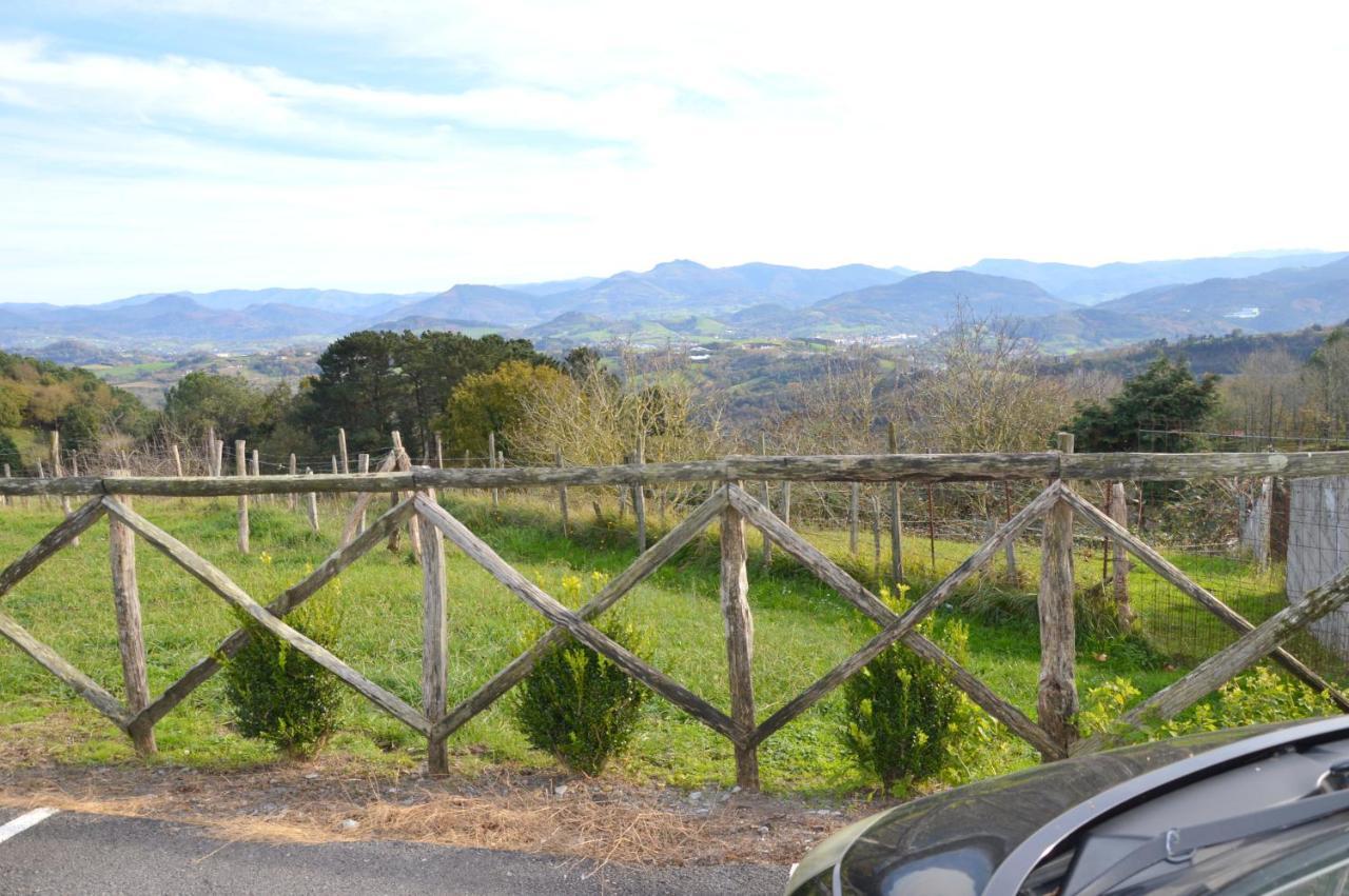 Iturritxo Landetxea Guest House San Sebastian Bagian luar foto